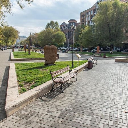 Umba Apartment N1 - 2 Bedrooms Yerevan Ngoại thất bức ảnh