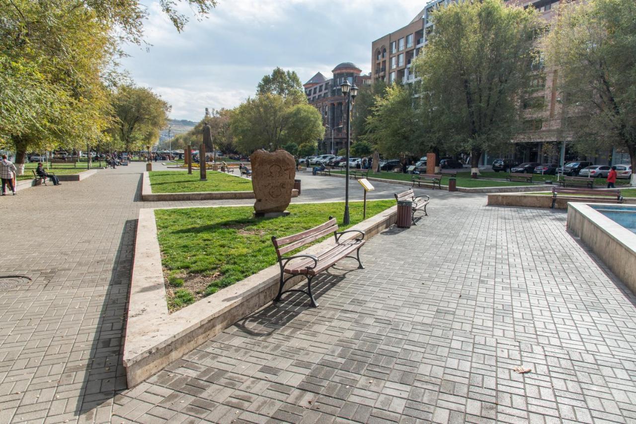 Umba Apartment N1 - 2 Bedrooms Yerevan Ngoại thất bức ảnh